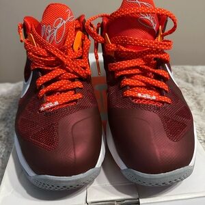 LeBron 9 low Team Red